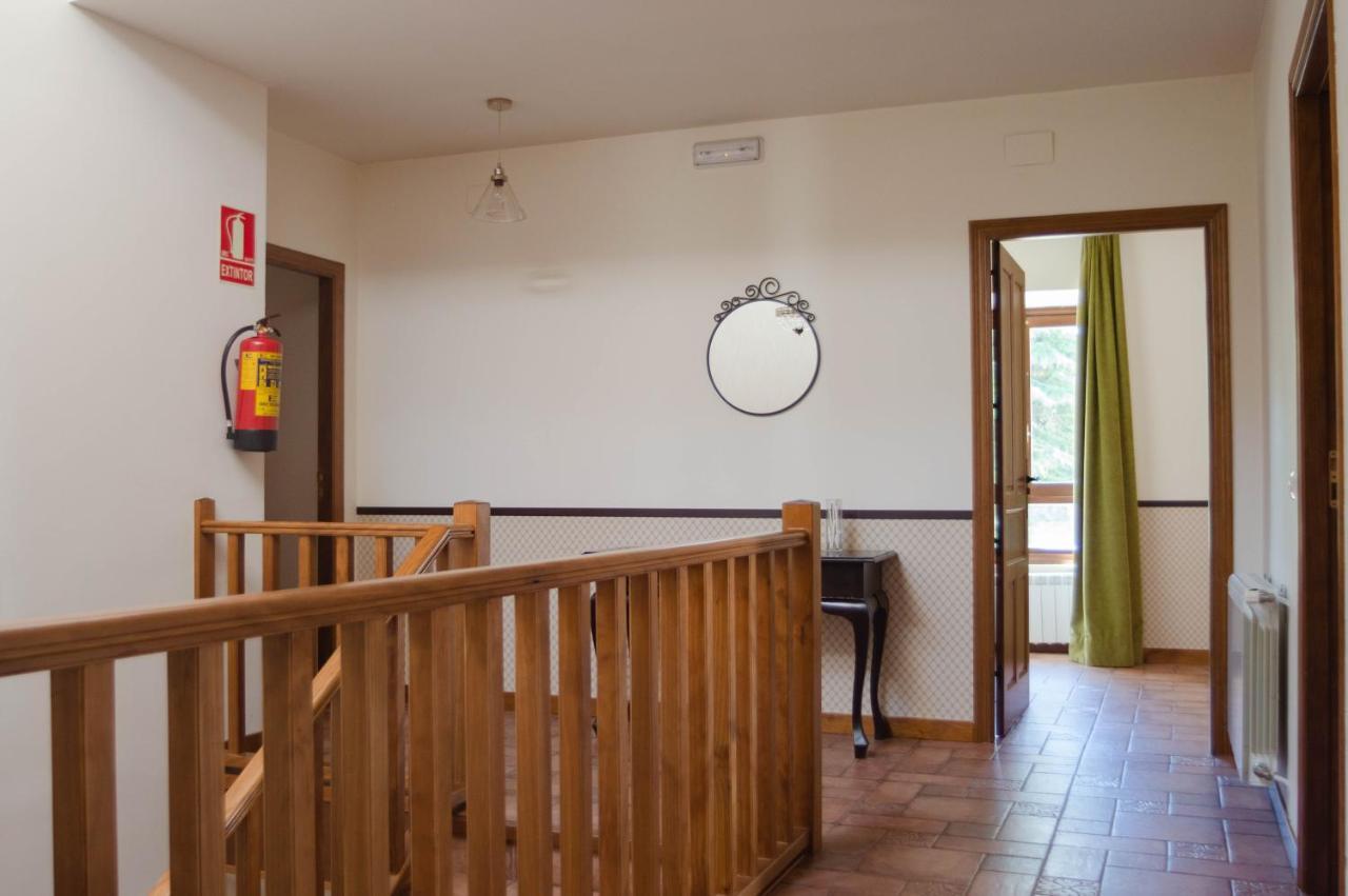 Casa Del Cura Hotell Las Navas del Marqués Eksteriør bilde