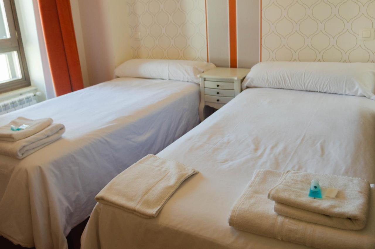 Casa Del Cura Hotell Las Navas del Marqués Eksteriør bilde